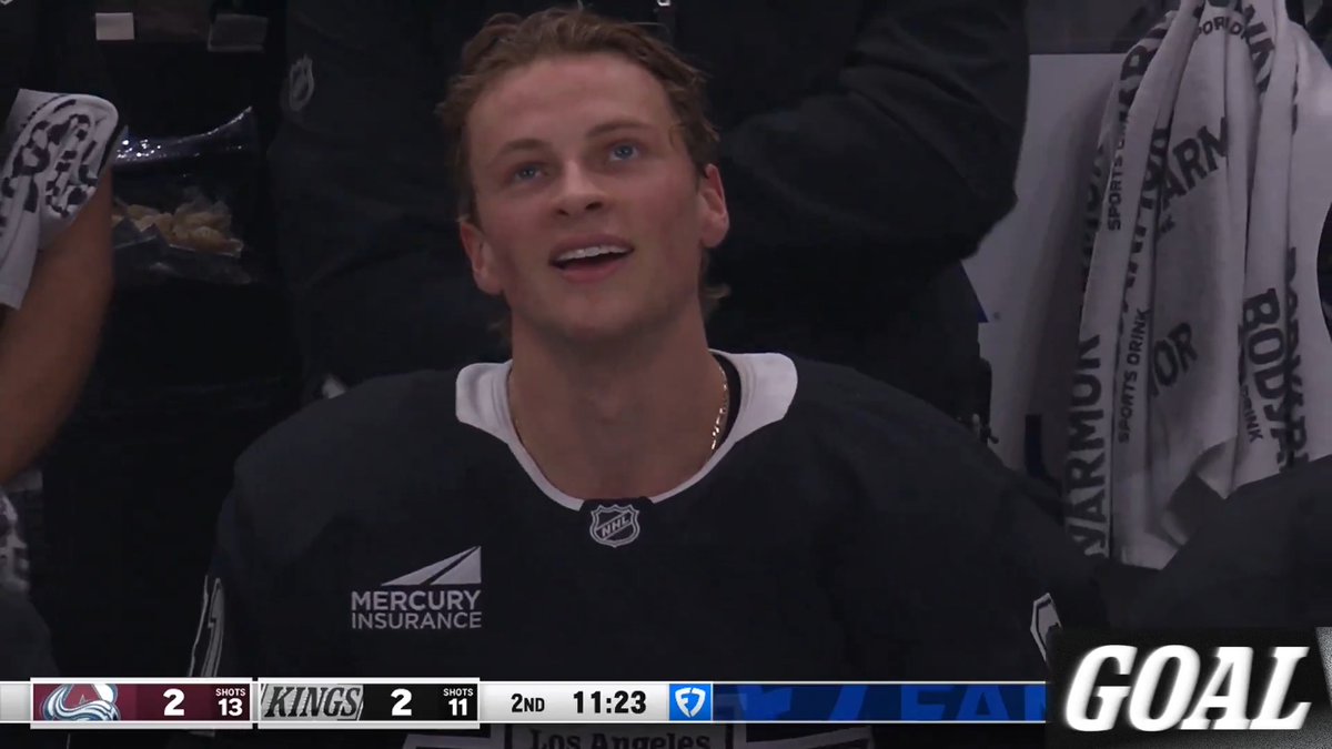 ANGUS BOOTH FIRST NHL GOAL!!!!!