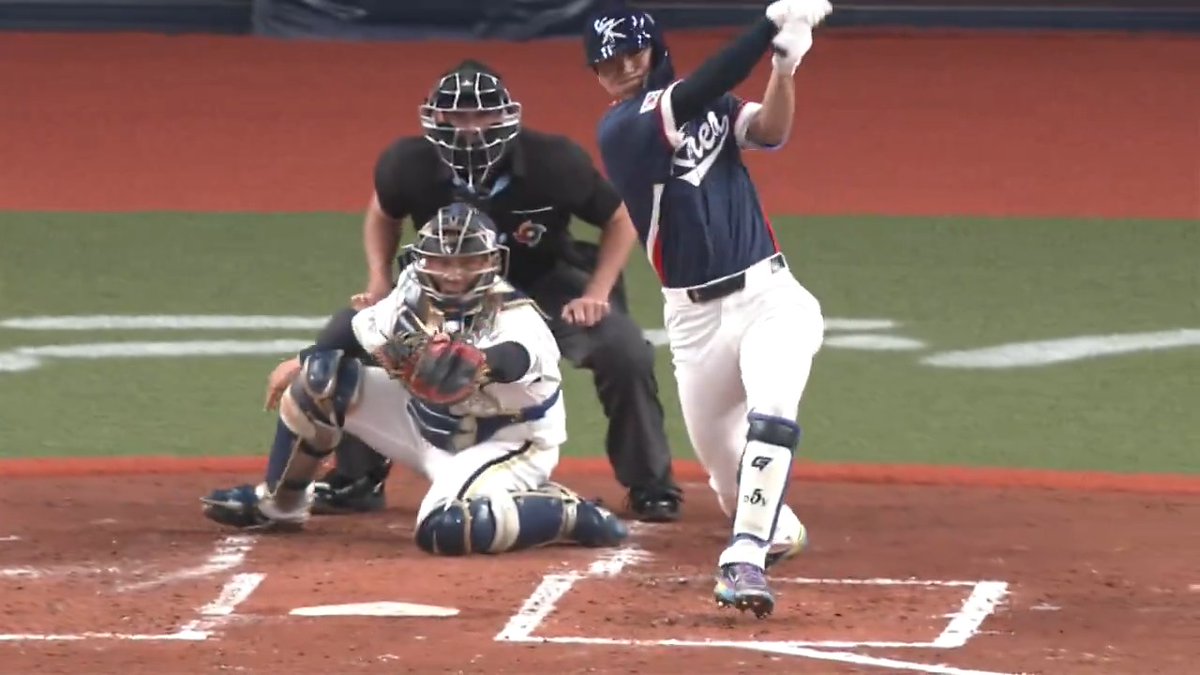 韓国代表がオリックスに8-5で勝利🇰🇷 3本塁打&10安打と打線好調 22歳キム・ドヨンが2試合連続本塁打! かなり強そうです... 韓国3-3阪神 韓国8-5オリックス 【キム・ドヨン(22歳):24年成績】 打率.347 38本 109打点 40盗塁 OPS1.067 🎥MLB Korea