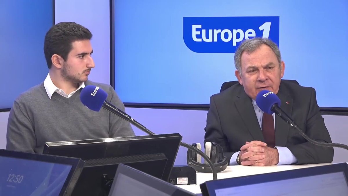 Procès en appel de l'assassinat de Samuel Paty : "Les professeurs, ce sont des gens qu'il faut protéger" déclare Francis Szpiner avocat du fils et de l'ex-compagne de Samuel Paty #ChristineKellyEtVous Christine KELLY #Europe1