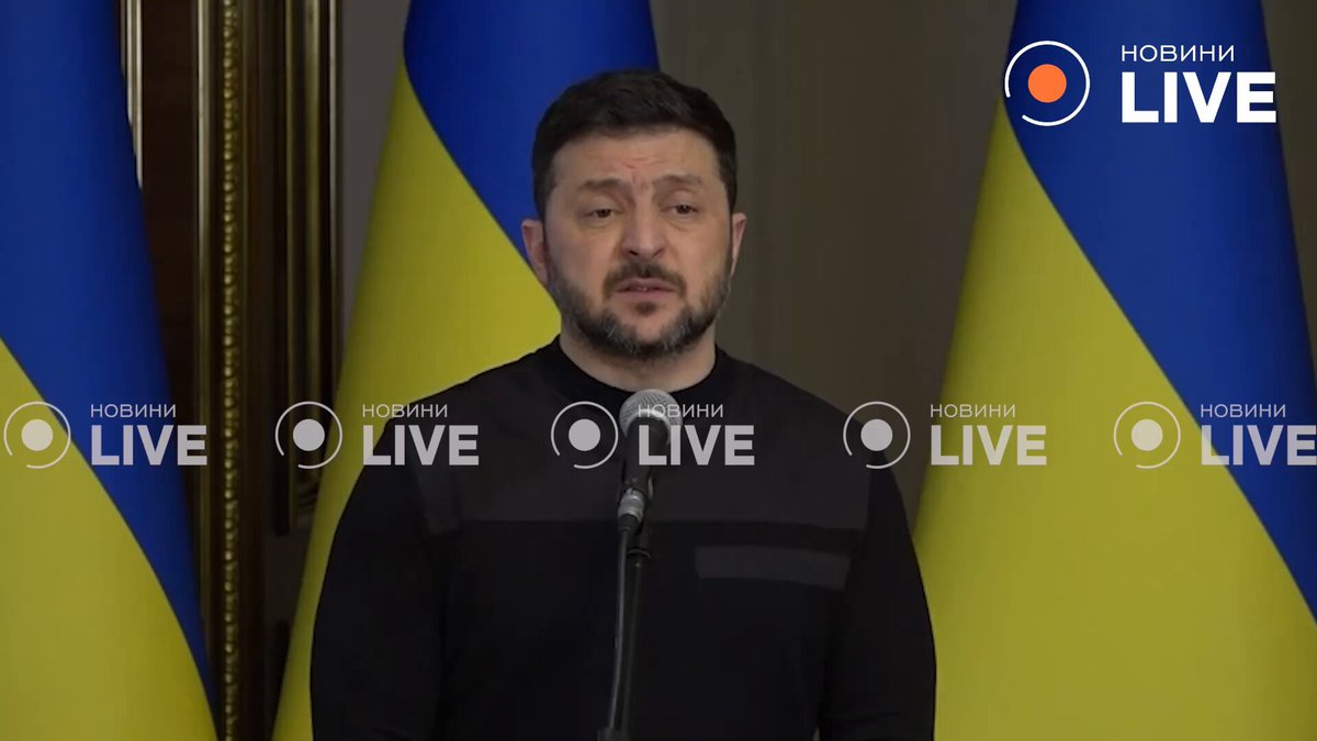 ❗️Ukraine is ready to share experience, but not scarce weapons — Zelenskyy on cooperation with Middle Eastern countries "If the leaders of the Middle East manage to reach an agreement with Putin — they have good economic relations, at least economic ones — and negotiate a ceasefire with them, then those guys who are currently defending our skies could go and defend or teach how to defend against Iranian attacks. But if missiles are flying at us, well, with all due respect, we are here and we will defend our state." The President suggested a potentially mutually beneficial exchange: if partners provide Ukraine with missiles for Patriot systems (PAC-3), Kyiv could transfer interceptors to them for combating drones.