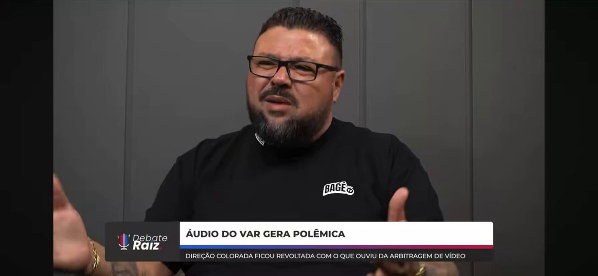 “O que vocês (colorados) estão fazendo é como se o Grêmio tivesse perdido o direito de ser campeão gaúcho.” - Alex Bagé, no debate raiz.