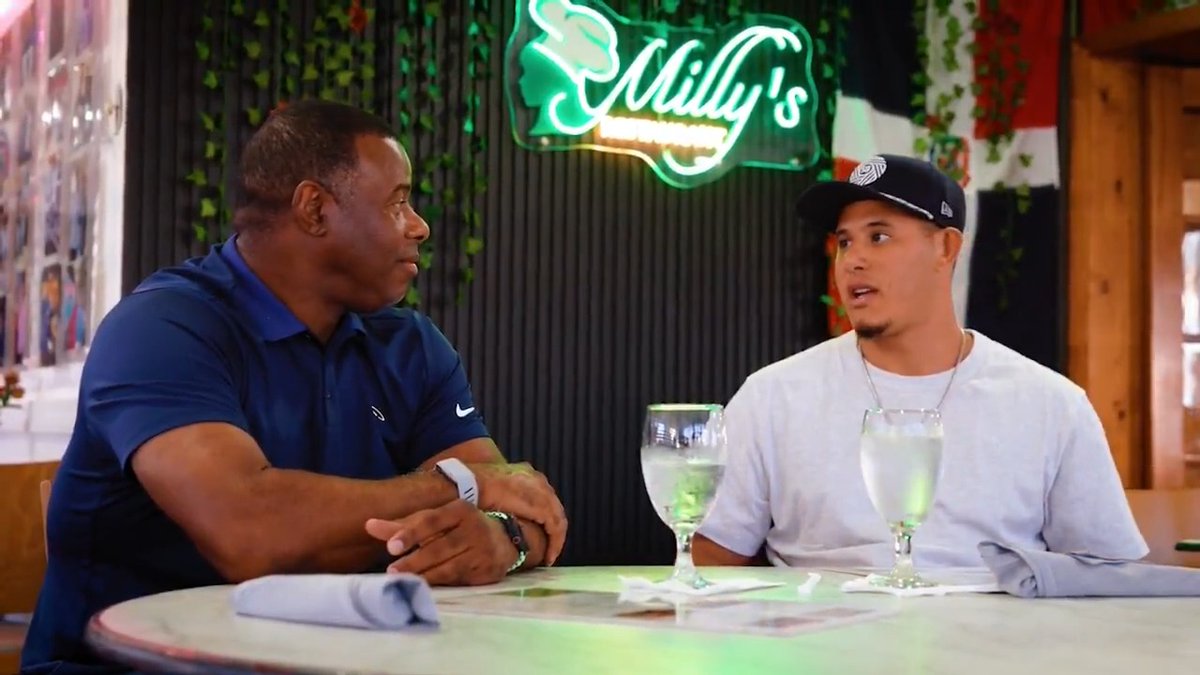 “I put on the uniform and I think of my family.” 🇩🇴⚾️ San Diego Padres star Manny Machado sat down with Hall of Famer Ken Griffey Jr. ahead of his third World Baseball Classic with the Dominican Republic.