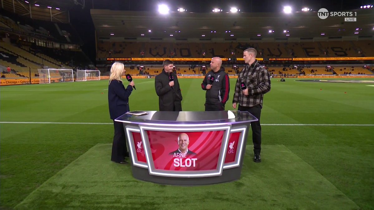 “There’s more to come from this team when our signings are fit” 💪 Arne Slot on Liverpool’s season so far and their improvement from set-pieces 📈 🎙 Lynsey Hipgrave | 📺 TNT Sports &amp; discovery+ UK
