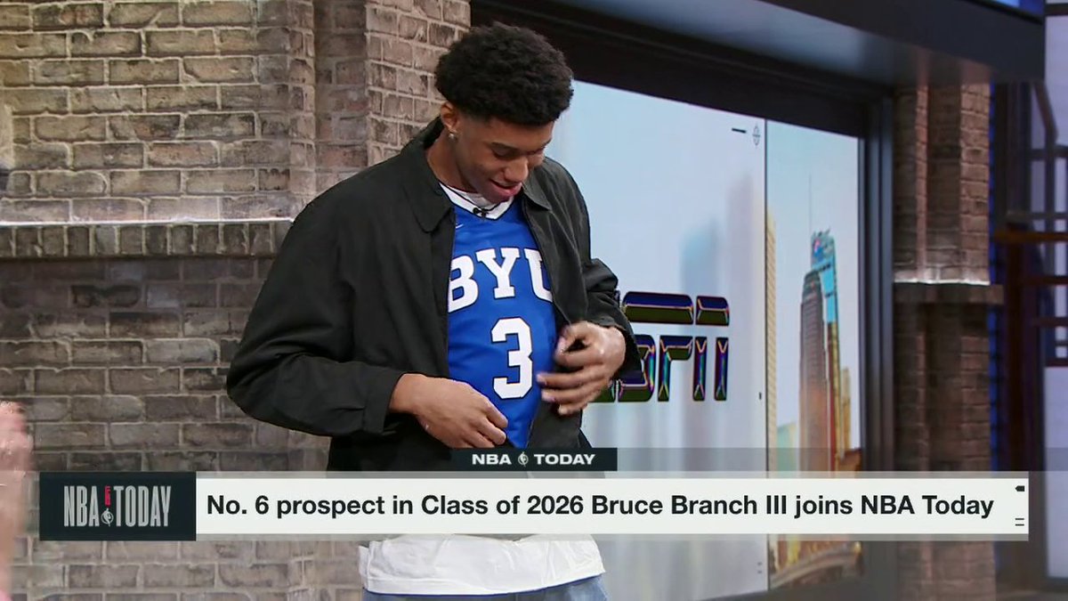 Before announcing his college commitment to BYU, Bruce Branch III got emotional talking about his mom 🥺 He is the No. 6 recruit in the SportsCenter NEXT Class of 2026.