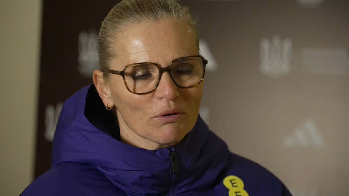 "Every moment we lost the ball, we were on it - and that shows the mentality of the team" 💬 Sarina Wiegman on the change in performance for England in the second half in their 6-1 win against Ukraine.