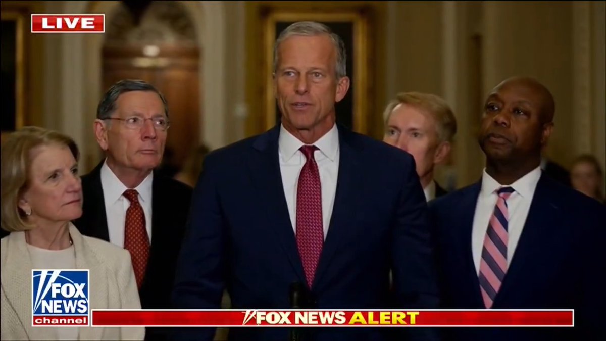 .Senate Republicans Leader John Thune on the 21st Century ROAD to Housing Act: ✔ Senate voted 84-6 to begin debate ✔ Cuts red tape ✔ Expands housing supply A bipartisan effort led by Chairman Senator Tim Scott to lower housing costs for American families.