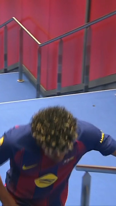 La solitaria caminata de salida de Lamine Yamal tras la derrota contra el Atlético de Madrid. ⚽️