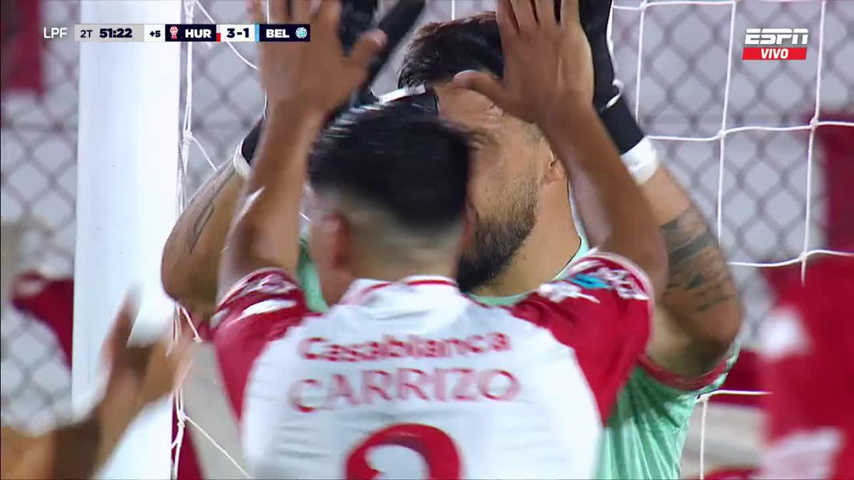 ¡GALÍNDEEEZ! ¡El arquero de Huracán voló y le atajó el penal a Passerini! 📺 #ESPN