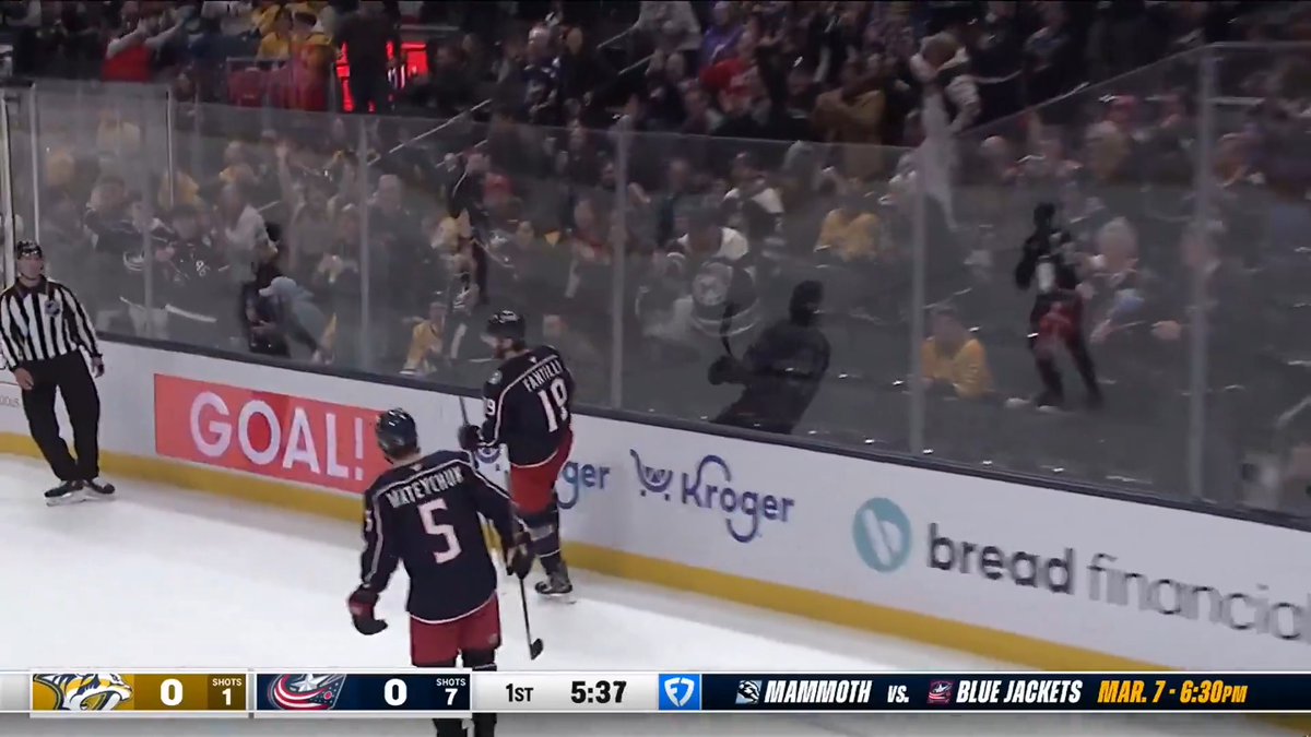 This passing play from the Columbus Blue Jackets was so clean 🧼