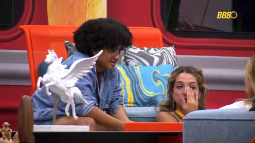 ELAS INCOMODAM! Tia Milena comenta que ela e Ana Paula são as pessoas que incomodam a maioria da casa, e por isso está consciente que vão continuar sendo alvos, estando já preparada para isso. 🔥 #TimeMilena #BBB26