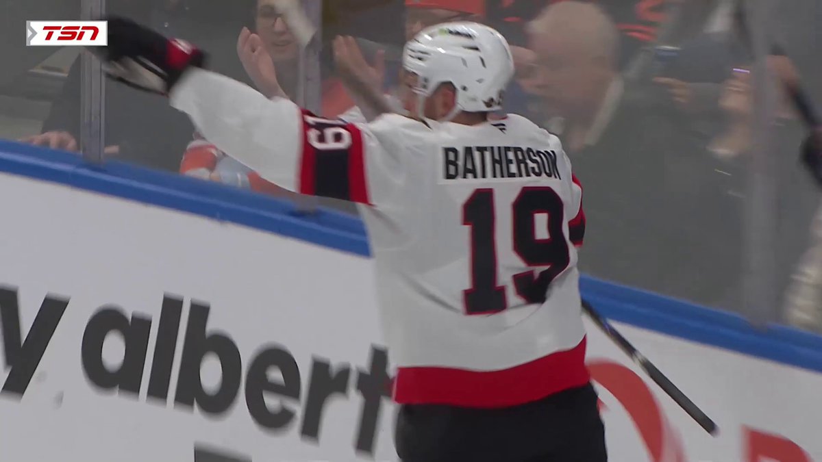 ELITE vision from Tim Stützle to find Drake Batherson 🤭