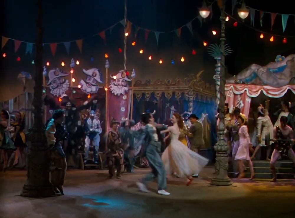 The ballet sequence in The Red Shoes (1948) runs for 17 minutes and stands as one of cinema’s true summits. 17 minutes of near-silent visual storytelling set to the score by Brian Easdale, which won the Oscar for Best Original Score. A pure work of art.