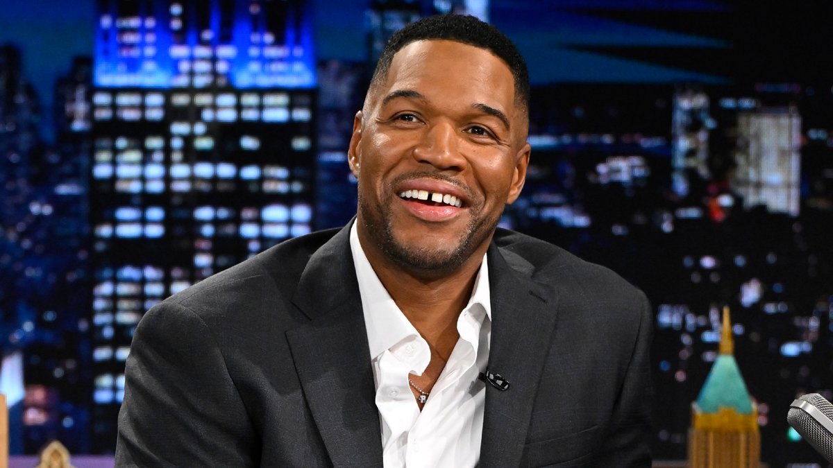 .Michael Strahan was inspired to make his new documentary The Future Is Flag about women in sports after becoming a girl dad! #FallonTonight