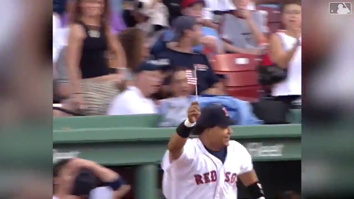 When Manny Ramirez led his teammates out of the dugout waving a small American flag on his first full day of U.S. citizenship 🇺🇸