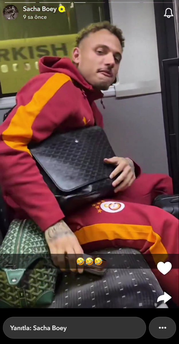 Sacha Boey'in Snapchat paylaşımları 😅