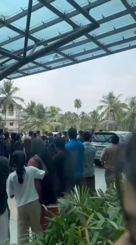 #Khalifa Shoot at Mukkam KMCT College..!! ❤️🔥 ⁦Prithviraj Sukumaran⁩