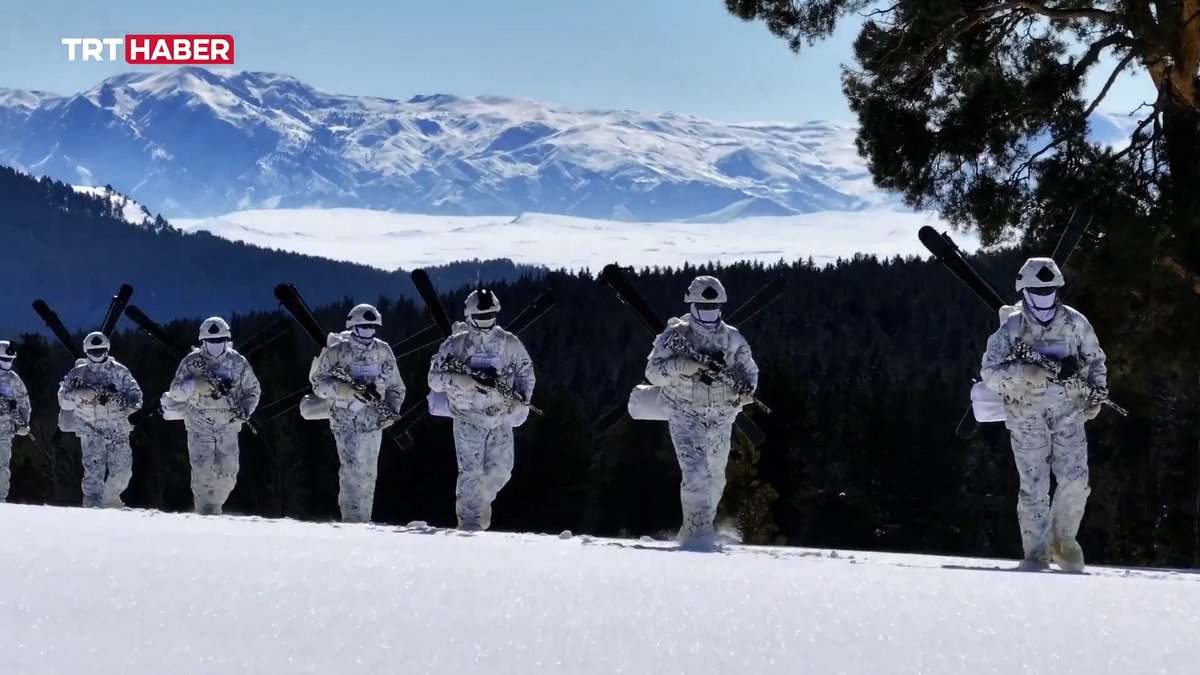 🇹🇷Komandolarımız her şartta göreve hazır. 📷Kars/Sarıkamış