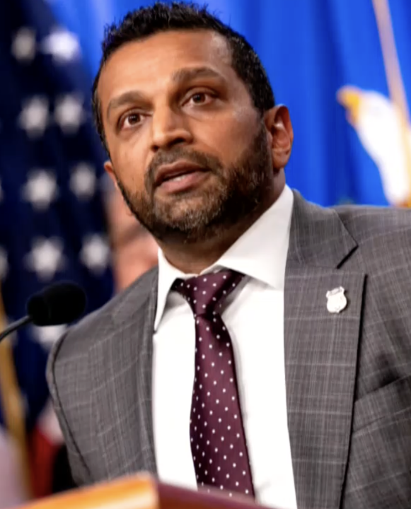 FBI Director Kash Patel recently fired nearly a dozen FBI agents who worked on special counsel Jack Smith’s probe into President Trump’s classified documents case – and CBS News has learned from multiple sources that many of those agents were working on global counterintelligence cases, including some involving Iran. One source called the firings “devastating to the FBI’s Iran program.” The FBI said it still maintains robust counterintelligence operations across the U.S.