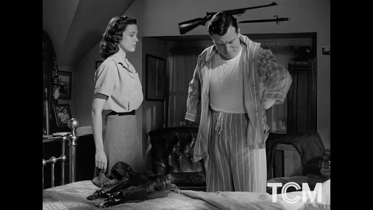 If you're feeling nostalgic, join us tonight as the Oscar goes...home! Tonight's #31DaysOfOscar lineup reconnects with family and loved ones through these timeless stories – starting with Harold Russell and Cathy O'Donnell in THE BEST YEARS OF OUR LIVES ('46) at 8pm ET.