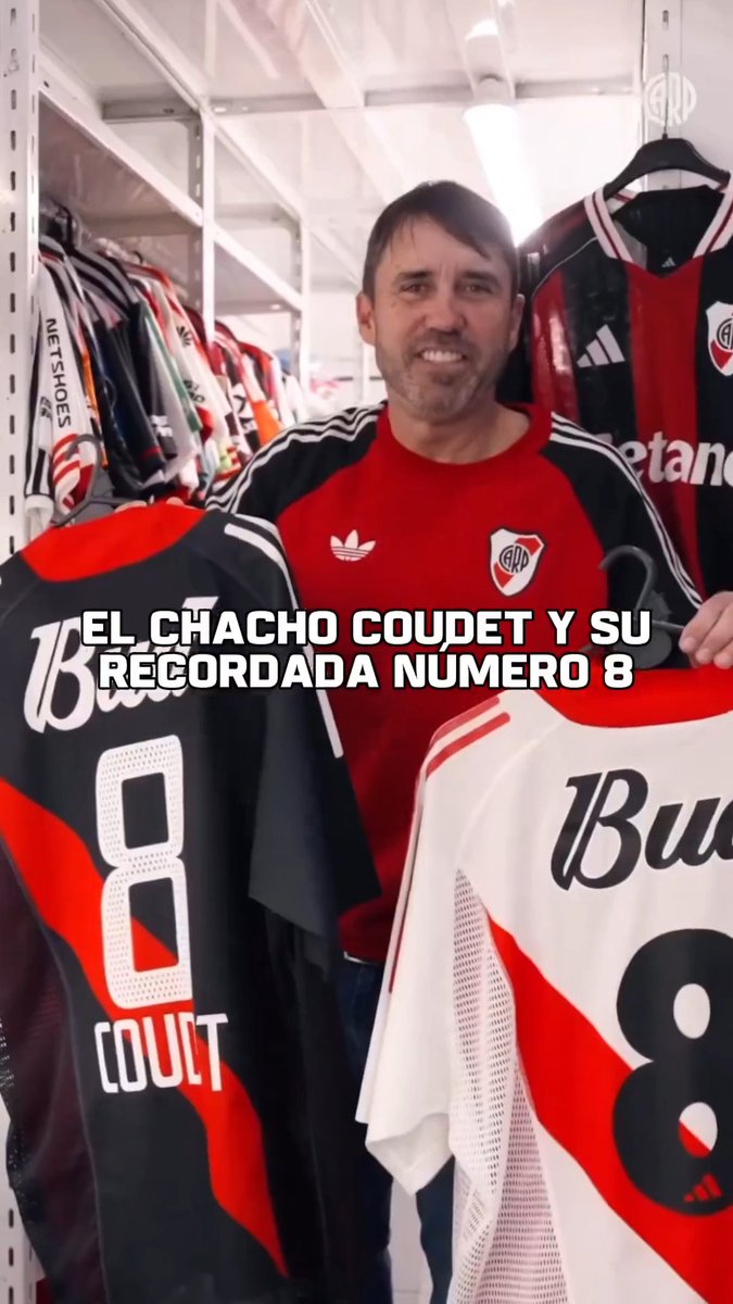 "LAS TIENE GUARDADA MI MAMÁ ESAS...", Coudet y su recordada número 8. ¡Cuántos recuerdos, Chacho! 📹 River Plate