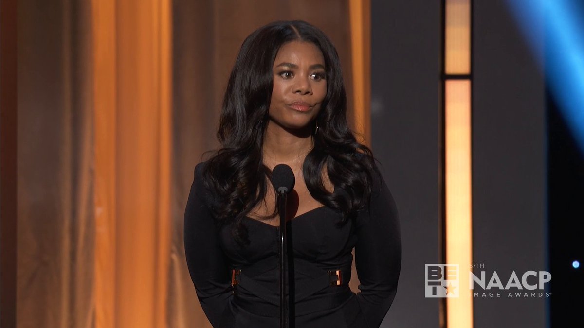 She is beauty. She is grace. She... has a track on the loose?? 😭😂 Regina Hall had us crying laughing and nodding in agreement all at once. “We may be dressed well, but we remember where we’re from.” When she sent love to Michael B. Jordan and Delroy Lindo, it felt like family. Funny, warm, and rooted. A whole masterclass in how to ensure the laughs come with a message. ❤️ #NAACPImageAwards
