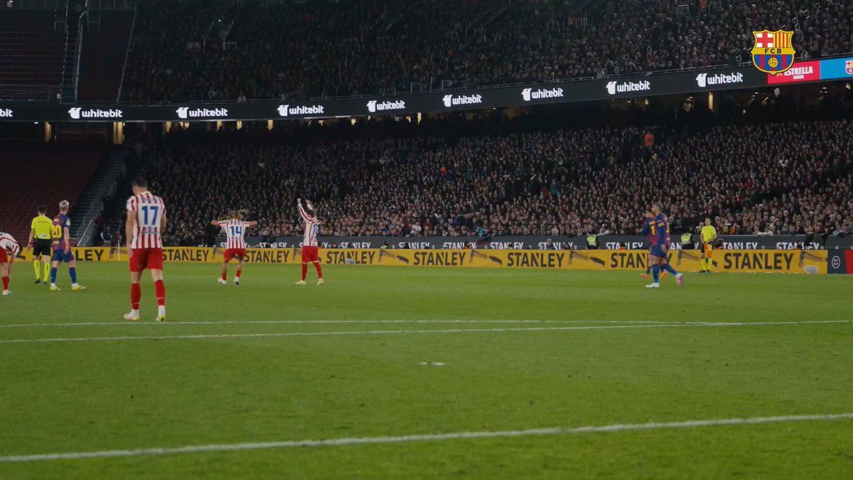 El fútbol también es esto. Compañerismo, esfuerzo, lucha y entrega.