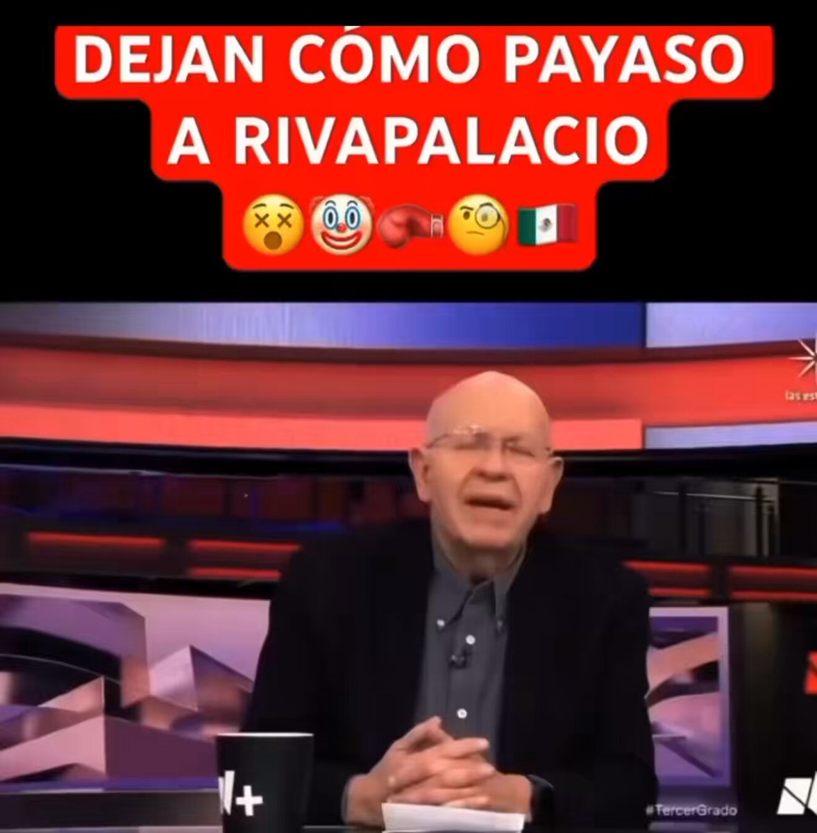 El pndejo de @rivapa_oficial ya se le hizo vicio quedar como lo que es, un pobre payaso pndejo