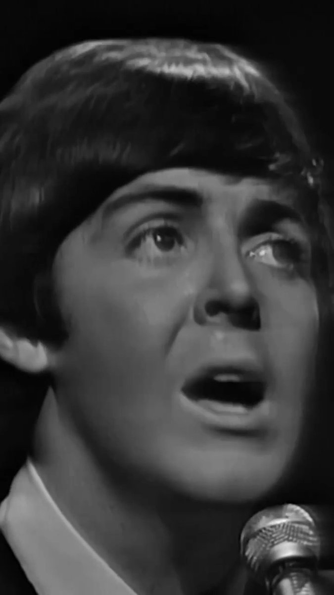 Longing for Yesterday 🥀 The ‘Yesterday’ EP was issued in the UK with “Act Naturally,” “You Like Me Too Much,” and “It’s Only Love,” sixty years ago today.