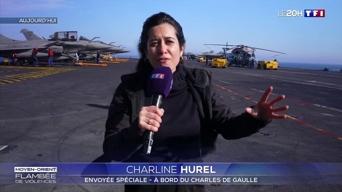 🔴 Le Charles de Gaulle dérouté vers la Méditerranée ▶️ Charline Hurel & Axel.Charles-Messance étaient les seuls journalistes présents à bord du porte-avions au moment de l'annonce du changement d'itinéraire... et de mission 📺 Regardez le reportage exclusif de TF1 dans #LE20H ⬇️