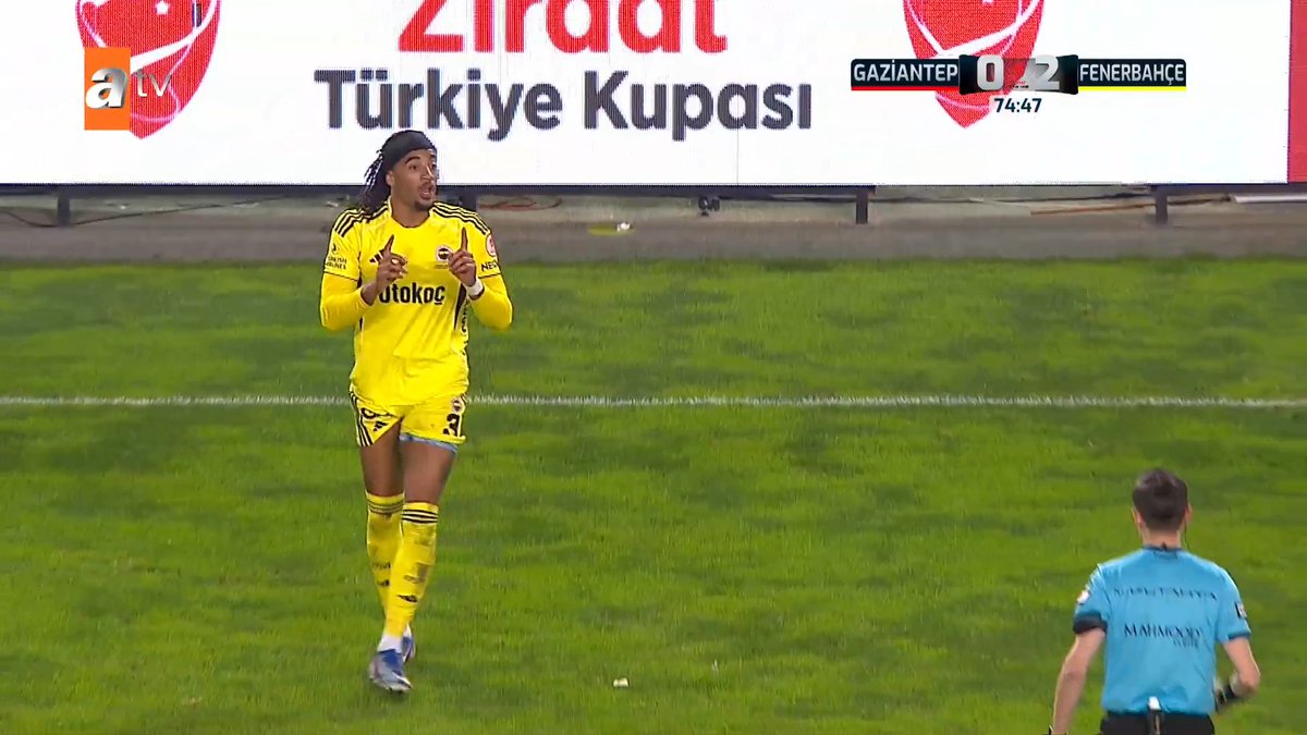 Brown’ın sarı kart gördüğü pozisyon: