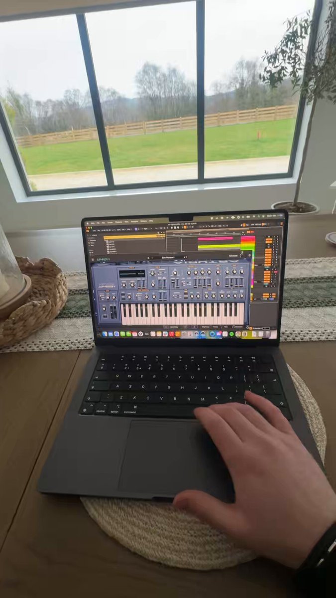 took a minute.. but im finally figuring out where i wanna take my sound next, and it feels so good. here we go :)