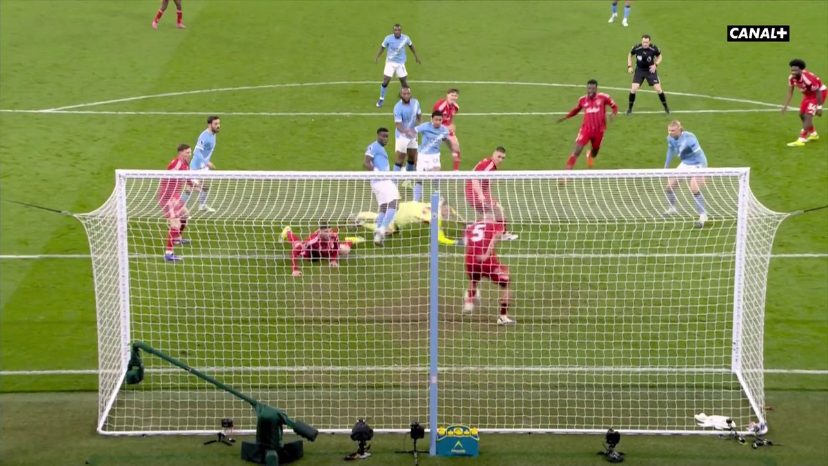 LE SAUVETAGE DE MURILLO À LA DERNIÈRE SECONDE COMMENT CITY N'A PAS MARQUÉ ? 🤯 #MCINFO | #PremierLeague