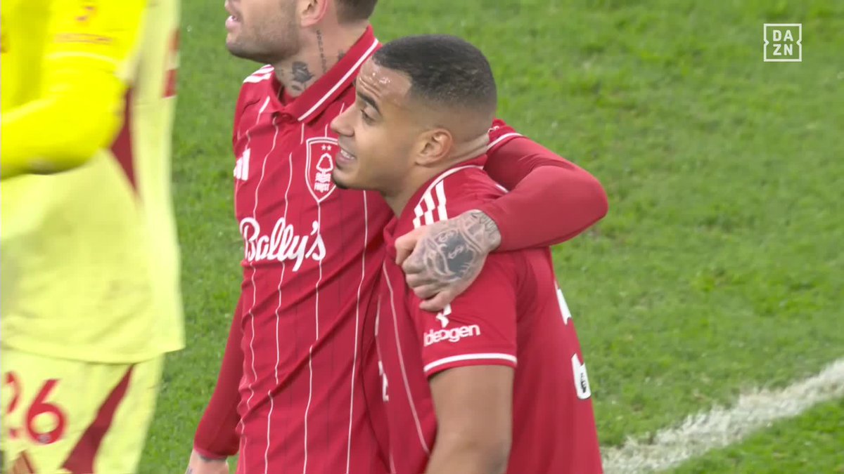 El fútbol es alucinante. Forest aprovechó cada error del City, se metió en la trinchera y Murillo lo salvó en el último segundo. Unos evitan puestos de descenso y los otros ya no dependen de sí mismos para ser campeones. ¡Gracias por seguirlo en DAZN España!