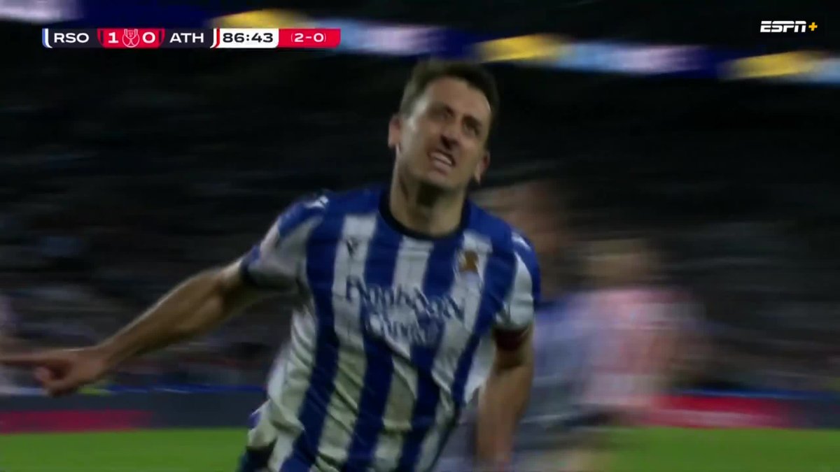 Mikel Oyarzabal puts Real Sociedad up 2-0 on aggregate!! They're closing in on the Copa del Rey final 🏆