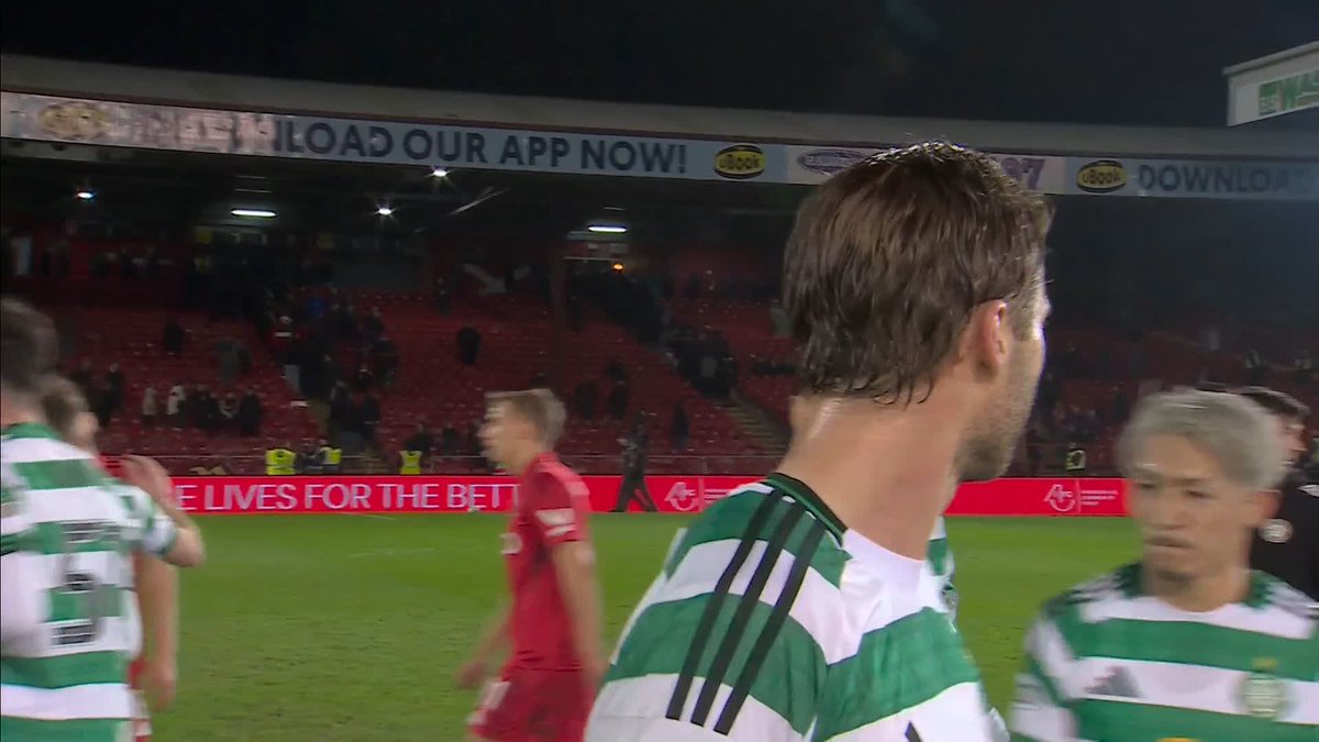 🗣️ “It’s not about performances at this time of the season, it’s about the points” The full-time scenes as Celtic secure the win at Aberdeen to move up to second ⤵️