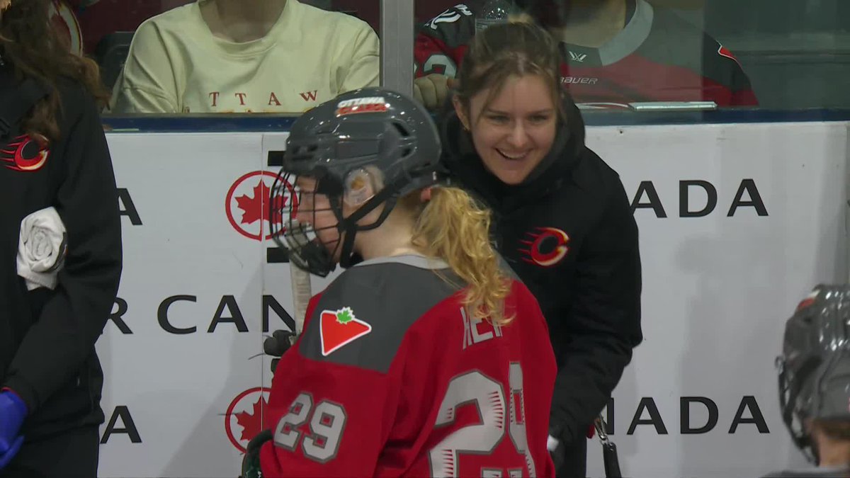 .Ottawa Charge was playing hangman on the bench during the ice delay 😂