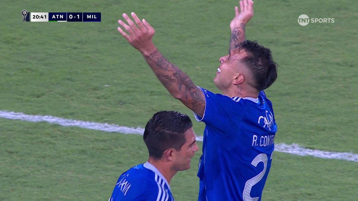 ¡¡EL GOLAZO DE MILLONARIOS DE MITAD DE CANCHA!! TENÉS QUE CERRAR EL ESTADIO ⚽😳 🔥 Así abrió el marcador Rodrigo Contreras en la Copa #Sudamericana ante Atlético Nacional.