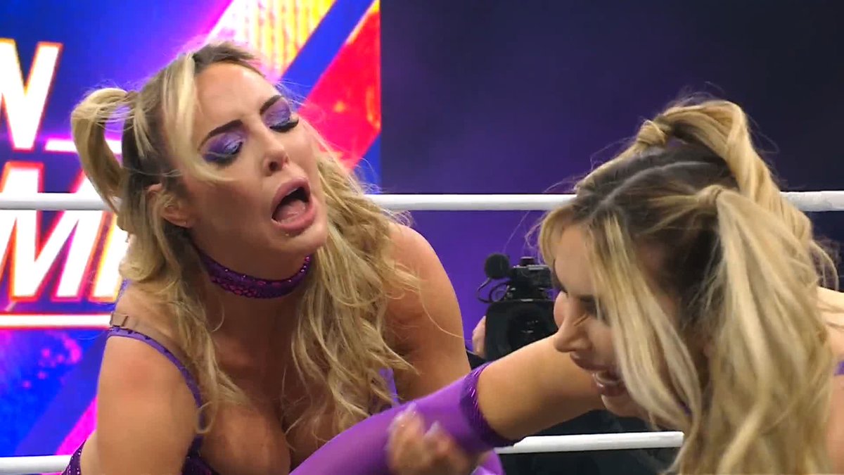 TNA signed The IInspiration and gave them the Knockouts tag titles on their first match. AEW signed The IInspiration and had them squashed in a minute. #AEWDynamite