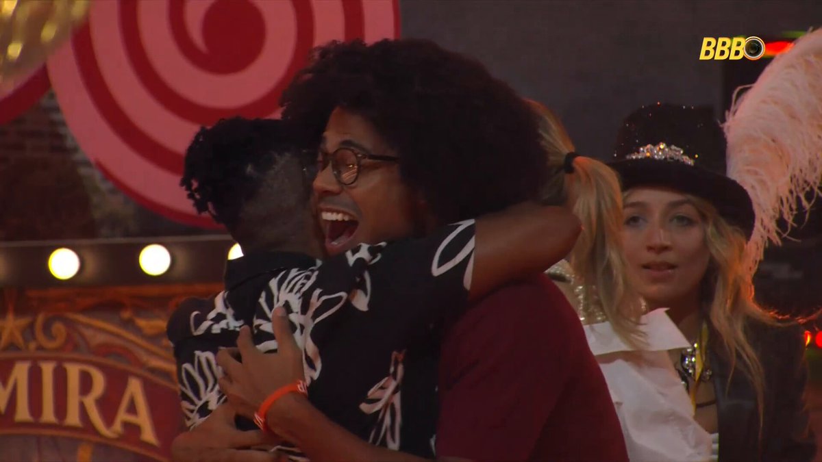 ... em contrapartida, o Breno tá contando normalmente que escolheu o Juliano pra ir pro Quarto Secreto. 👀 #BBB26 #RedeBBB