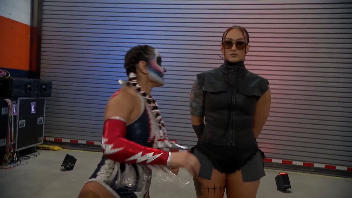 Why does Kris Statlander look like she is returning from The Matrix 👀 #AEW | #AEWDynamite