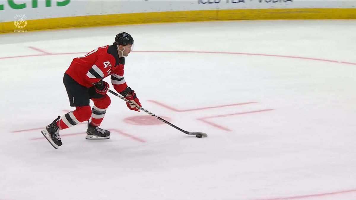 A nastyyy between-the-legs fake from Paul Cotter in the shootout 🤢 🤮