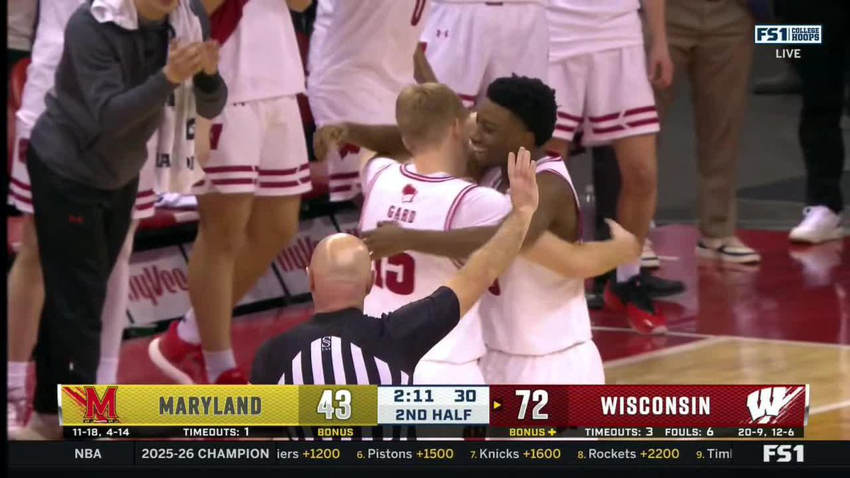 Isaac Gard checks in on Wisconsin Basketball senior night 👏