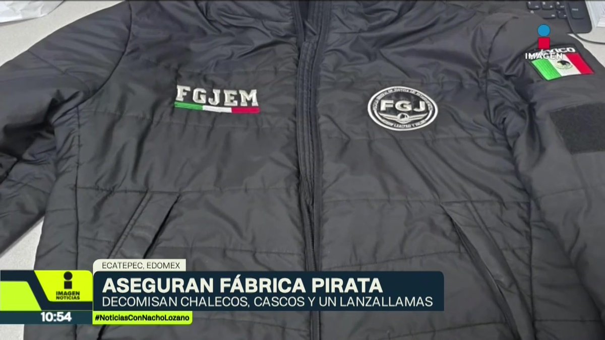 En un taller clandestino en #Ecatepec, #Edomex, se encontraron 50 chalecos con las leyendas de #Ejército y #Marina, además de cascos y escudos balísticos, granadas y lanzallamas. De acuerdo con las primeras indagatorias este sitio podría haber sido usado por grupos criminales.