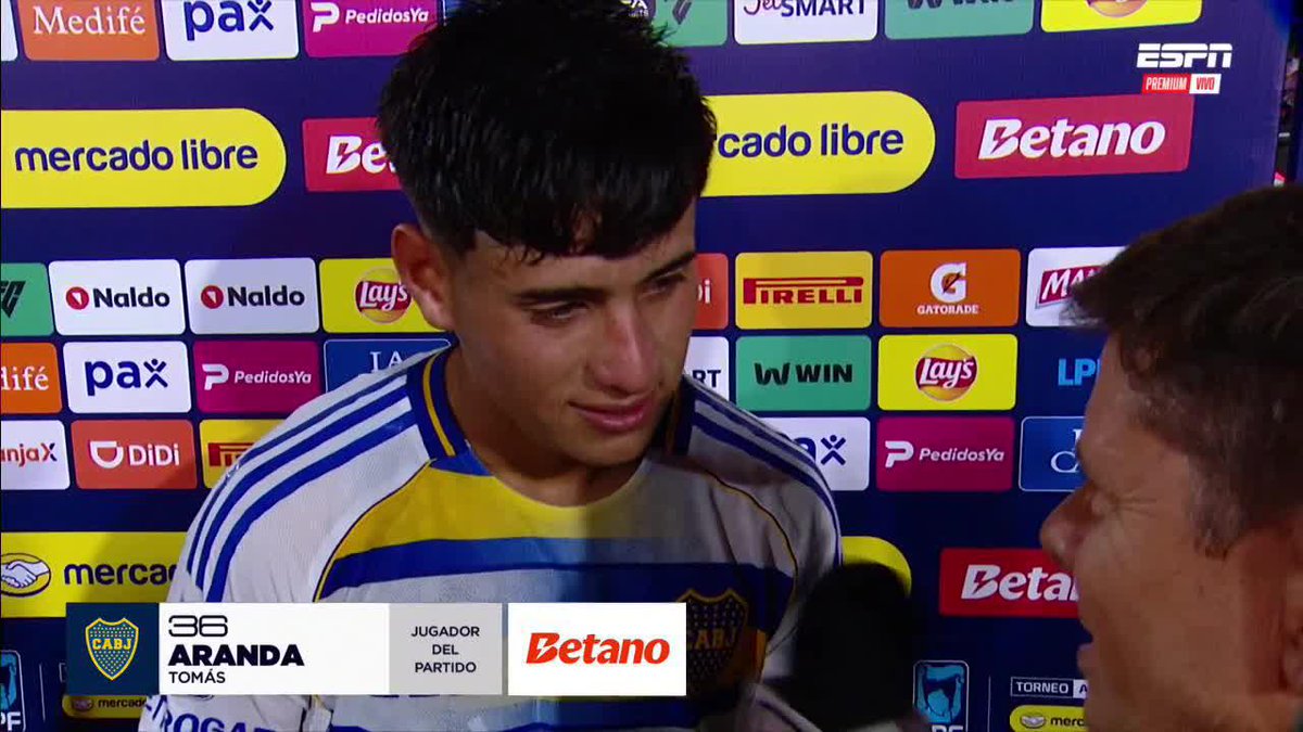 No Tomás, como vas a decir que admiras a Román? Vos queres que los “hinchasdeBocanodeunjugador” te puteen? 😂