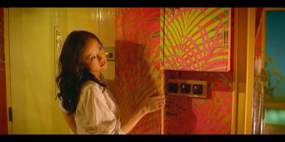 章小蕙《桃色》禁忌片段1无水印！从矜持到放荡的东方美人 #章小蕙 #三级片 #桃色 #麻豆瓜网 完整视频点击：
