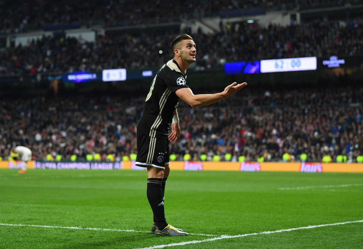 7 jaar geleden schreef Ajax 𝐆𝐄𝐒𝐂𝐇𝐈𝐄𝐃𝐄𝐍𝐈𝐒 tegen Real Madrid 💫 #ZiggoSport #UCL #UEFAChampionsLeague