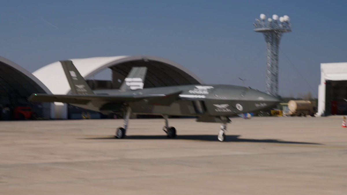 Bayraktar #KIZILELMA ✈️🚀🍎 ✅ EOTS Performance &amp; Endurance Test Flight #Baykar 🤝 @Aselsan #NationalTechnologyInitiative 🌍🇹🇷