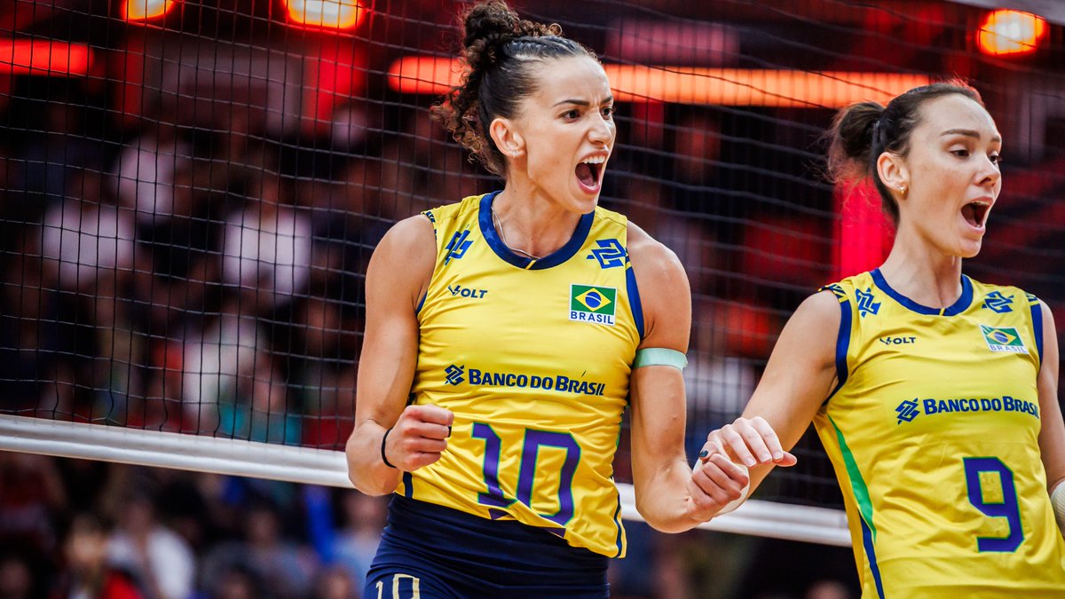 MISS EVERYTHING 👑🏐 A small scare in the Italian #LVFSerieA1 after a collision with a teammate, but her club, Prosecco Doc Imoco Volley, confirmed GABI 🇧🇷 is okay. Nothing serious. While we wait to see her back on court, today’s #TBT goes to some of her shining moments at the #VNL2025. ✨ Gabi. Miss Everything. The daughter of the volleyball god. Loved and admired around the world. 🌎 🗓️ Check the #VNL2026 schedule on 🏐 #Volleyball #Volei #BePartOfTheGame