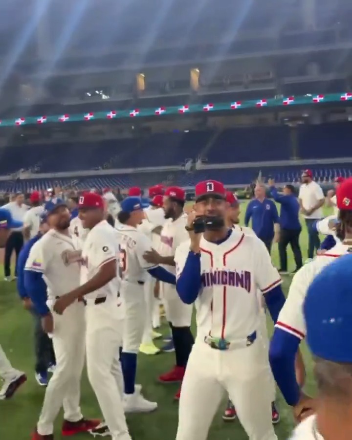 ¡La fiesta del #WorldBaseballClassic! 🎉 🇻🇪 🇩🇴
