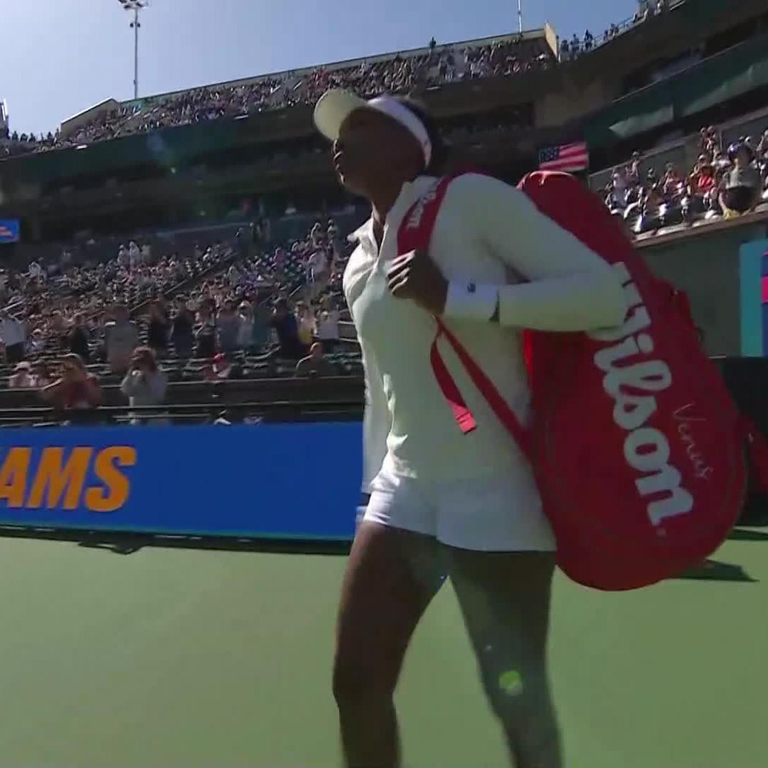 30 years on from her Indian Wells debut ✨ Venus Williams is back on Stadium 1! 👑 #TennisParadise